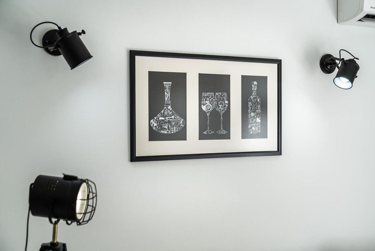 Jazz & Wine - Luxury Apartment By The Sea & Parking & Hbo & Netflix Варна Екстер'єр фото