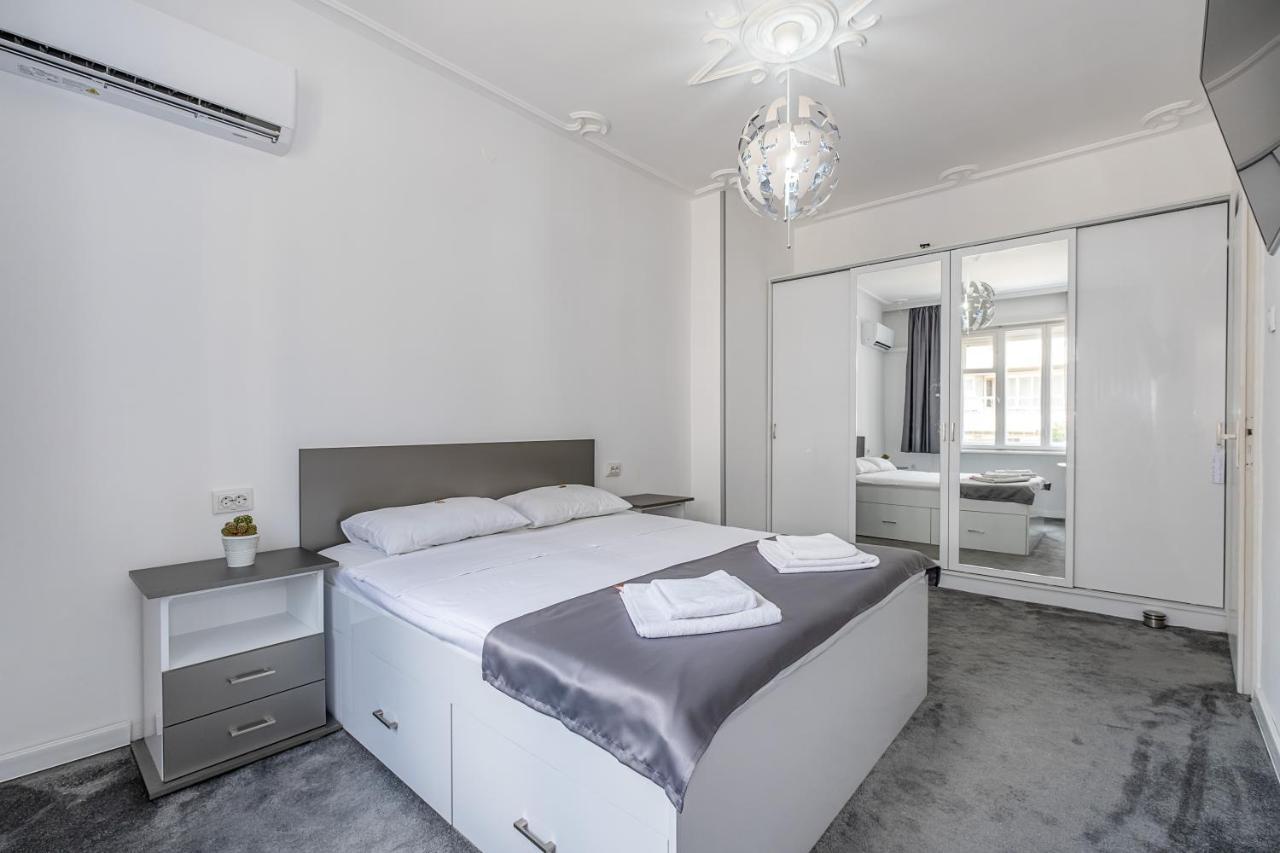 Jazz & Wine - Luxury Apartment By The Sea & Parking & Hbo & Netflix Варна Екстер'єр фото