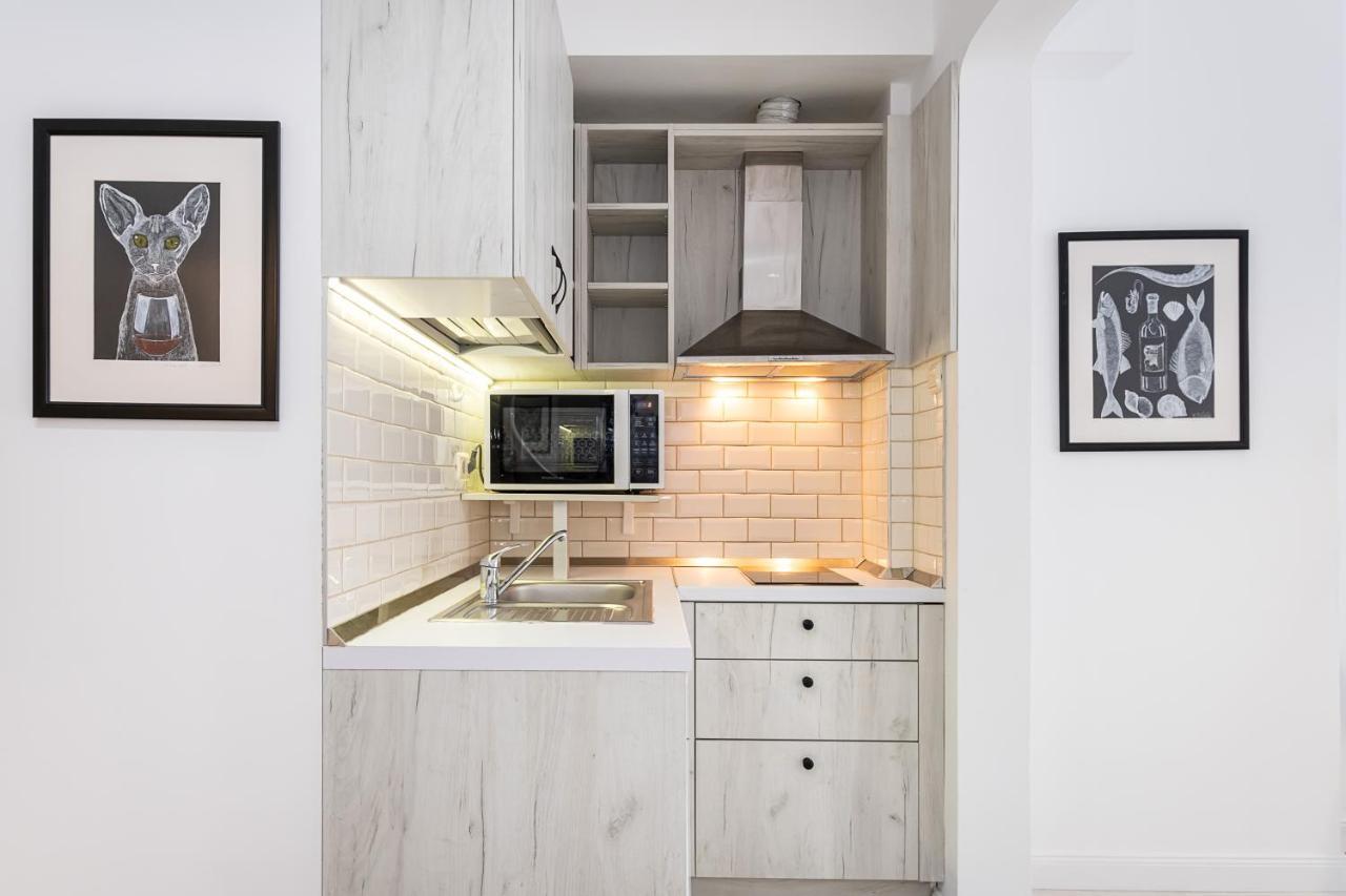 Jazz & Wine - Luxury Apartment By The Sea & Parking & Hbo & Netflix Варна Екстер'єр фото