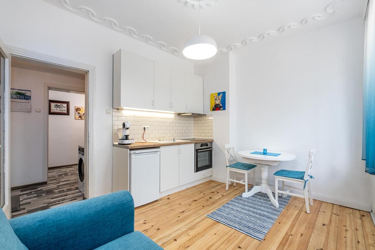 Jazz & Wine - Luxury Apartment By The Sea & Parking & Hbo & Netflix Варна Екстер'єр фото